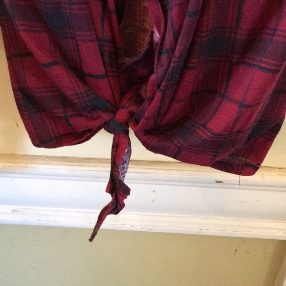 Shirt - Picture 3 of 6